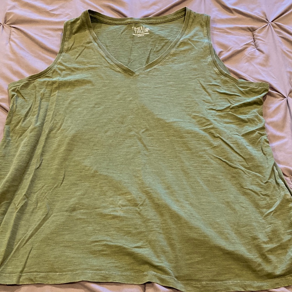 Women’s comfy tank top